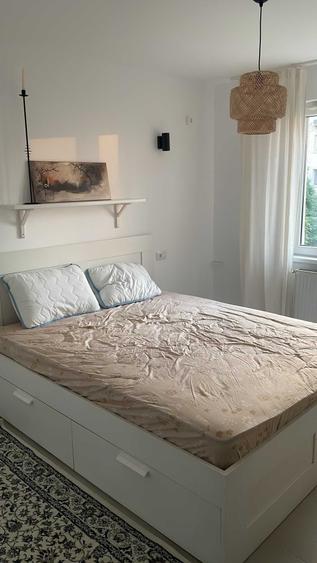 Apartament cu 3 camere decomandat în Fizicienilor