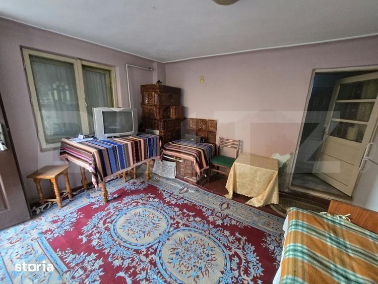 Casă cu 5 camere cu Teren 853 Mp în Șotânga