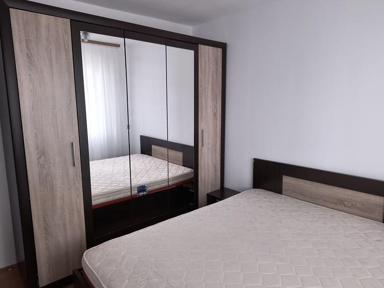 Apartament cu 2 camere semidecomandat în Ultracentral