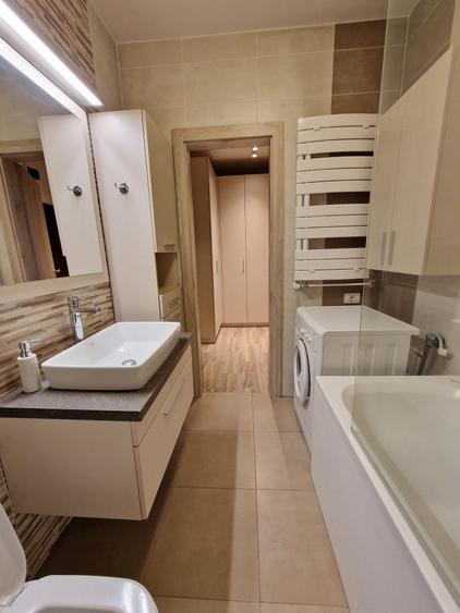 Apartament cu 2 camere decomandat în Ultracentral