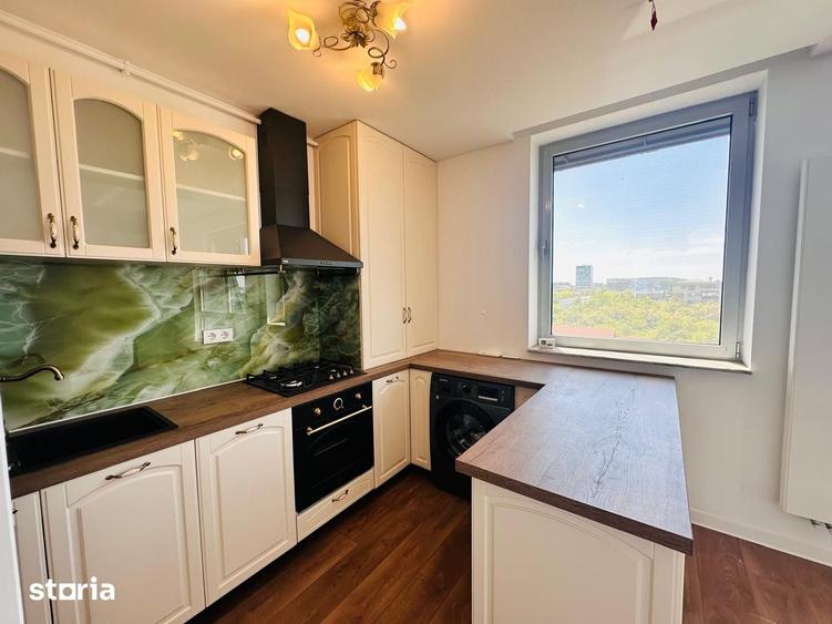 Apartament cu 3 camere semidecomandat, mobilat în Dămăroaia