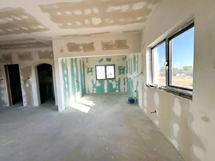 Casă cu 3 camere în Central