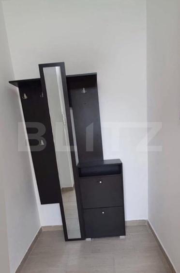 Apartament cu 2 camere semidecomandat, mobilat în Semicentral