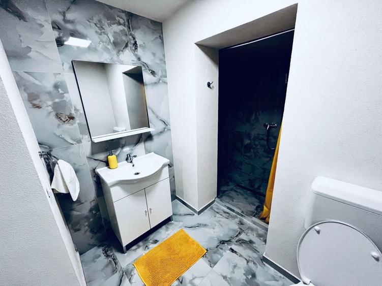 Casă cu 4 camere cu Canalizare în Șoimoș