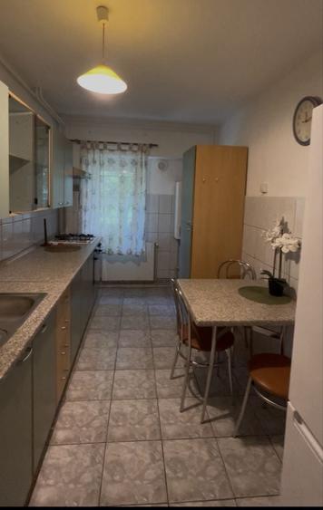 Garsonieră decomandată în Răcădău