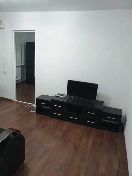 Apartament cu 2 camere semidecomandat în Exercițiu