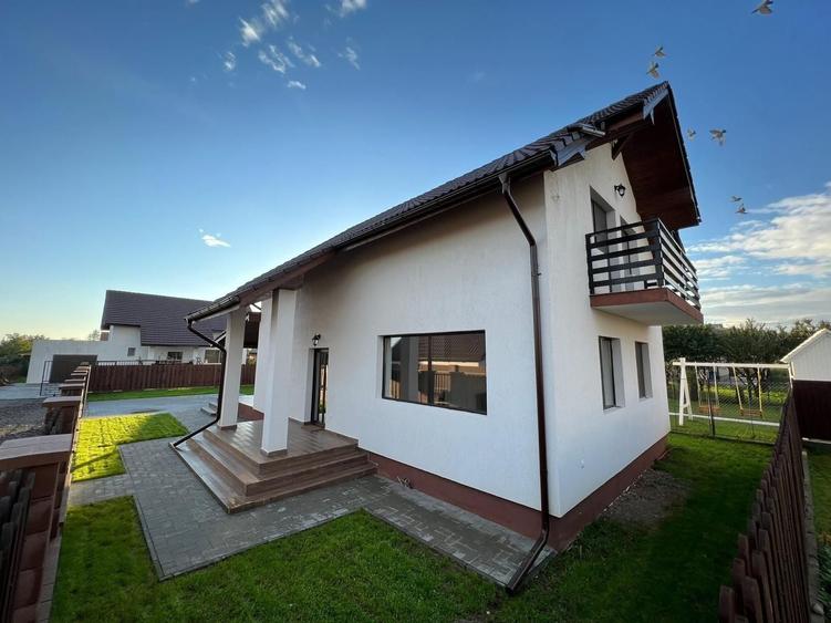 Casă cu 4 camere cu Teren 400 Mp în Sâncraiu de Mureș