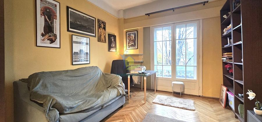 Apartament cu 5 camere decomandat, mobilat în Pache Protopopescu