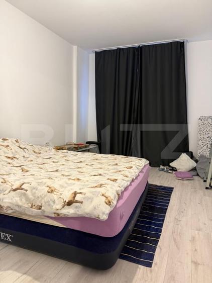 Apartament cu 3 camere decomandat, mobilat în Tractorul
