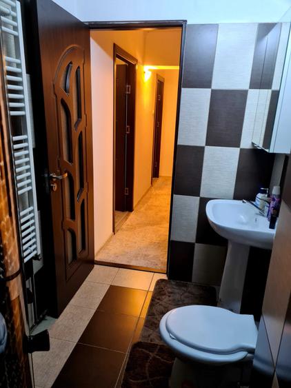 Garsonieră decomandată în Cornitoiu