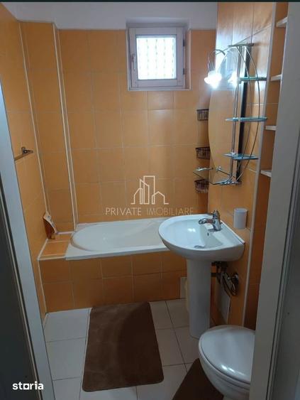 Apartament 2 Camere, De Vanzare, Zona Centrala - 1