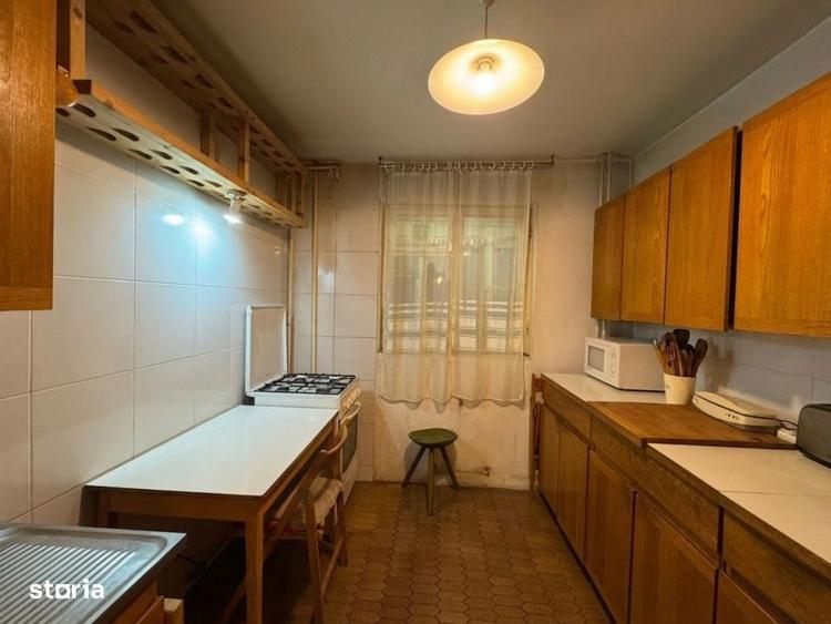 Apartament cu 3 camere decomandat în Pantelimon