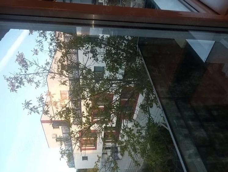 Garsonieră semidecomandată în Titan