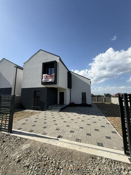 Casă cu 3 camere în Oarda