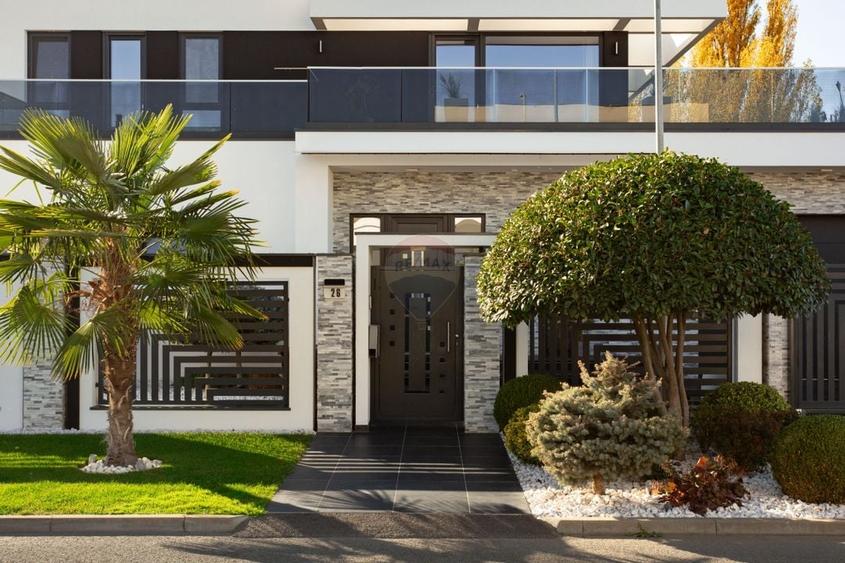 Casă individuală cu 5 camere cu Teren 1110 Mp în Aradul Nou