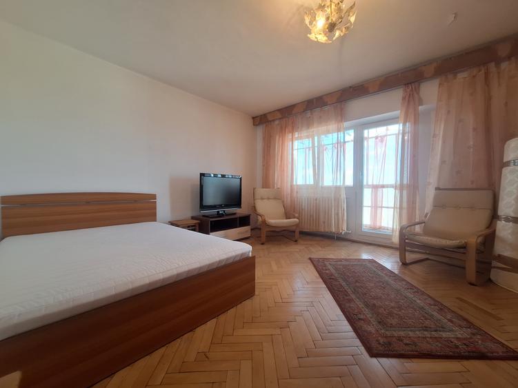 Apartament spatios -decomandat- mobilat utilat-zona Fabric - 3