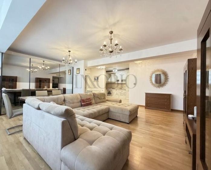 Apartament cu 3 camere decomandat în Kiseleff