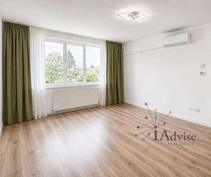 Apartament cu 4 camere semidecomandat în Astra