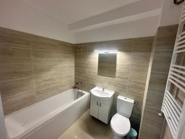 Apartament cu 2 camere decomandat în Berceni