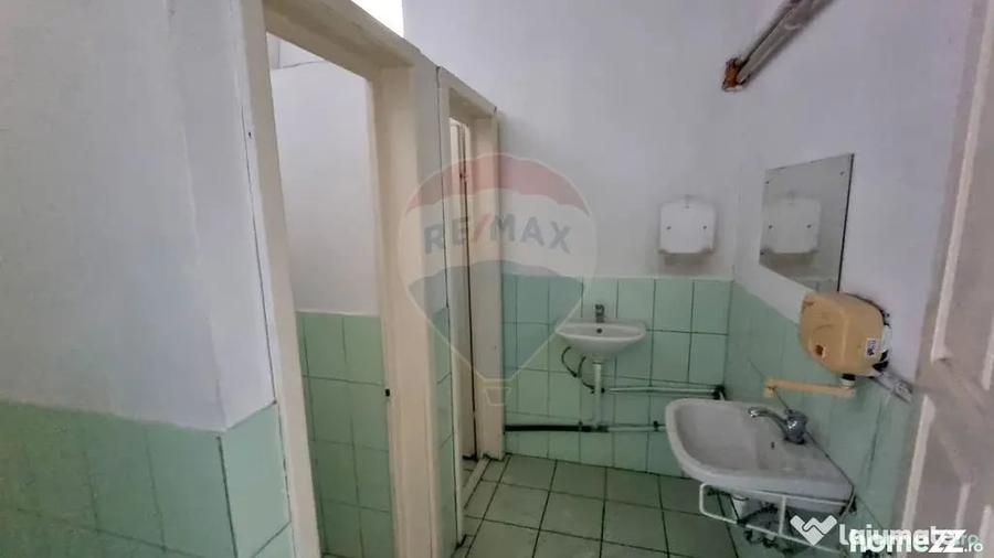 Spațiu comercial, de 370 mp, în Central