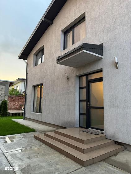 Casă cu 5 camere cu Teren 260 Mp în Bucureștii Noi