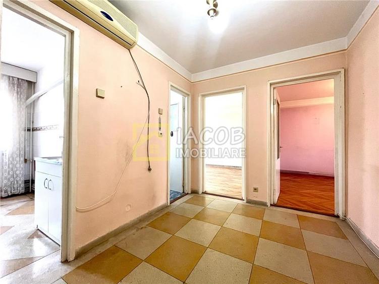 Apartament cu 2 camere decomandat în Energiei