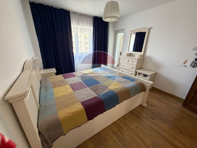 Apartament cu 3 camere decomandat în Brazda lui Novac