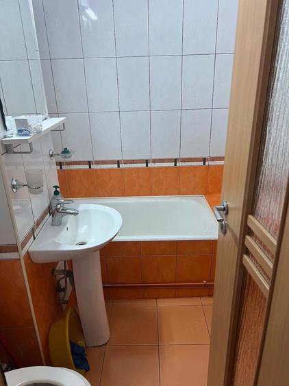 Garsonieră decomandată în Exterior Vest
