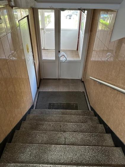 Apartament cu 2 camere decomandat, mobilat în Berceni