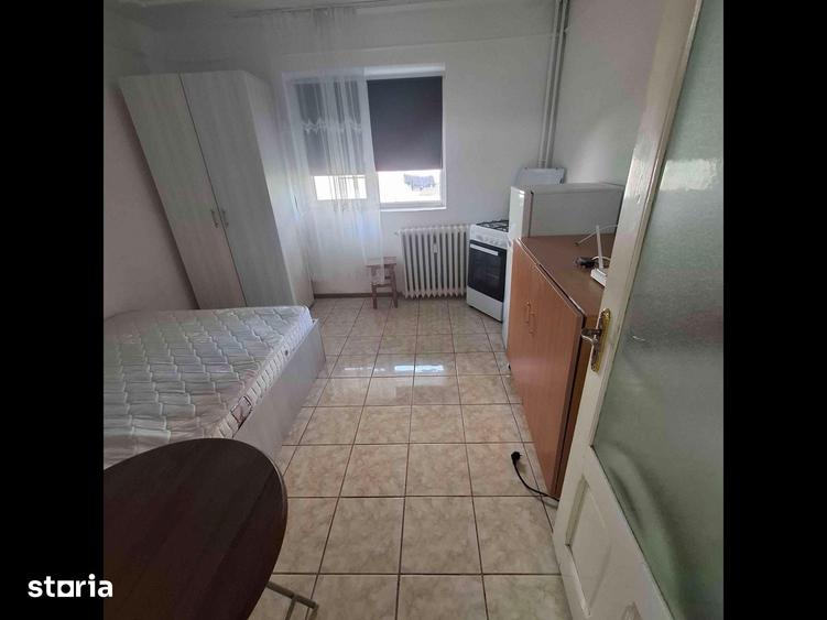 Garsonieră în Podu Roș