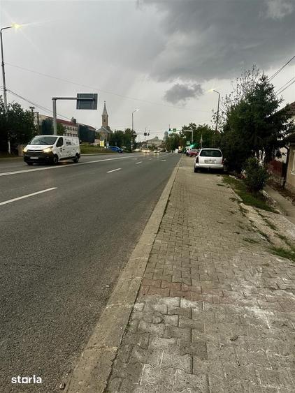 Casă cu 4 camere cu Teren 700 Mp în Sânmartin