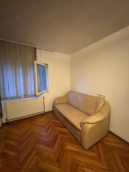 Apartament cu 2 camere decomandat în Zorilor