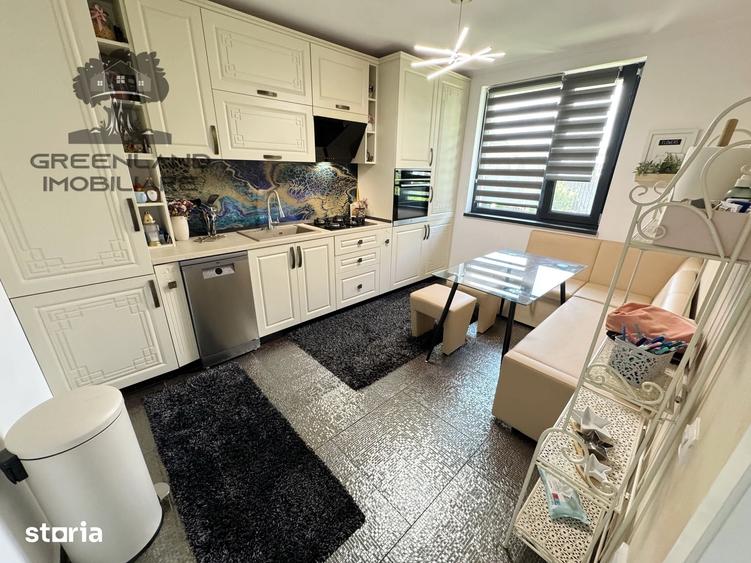 Casă cu 4 camere cu Teren 325 Mp în Bucium