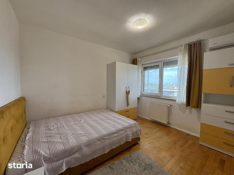 Apartament cu 3 camere, mobilat în Tei