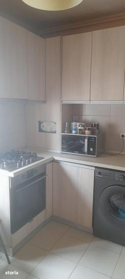 Apartament cu 2 camere semidecomandat în Dobroești
