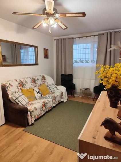 Apartament cu 3 camere semidecomandat în 1 Decembrie 1918
