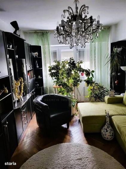 Apartament cu 4 camere decomandat în Simion Bărnuțiu