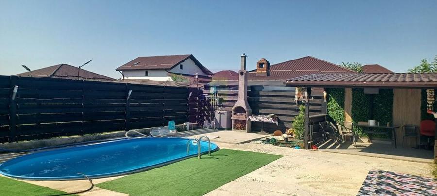 Casă cu 4 camere cu Teren 440 Mp în Săbăreni
