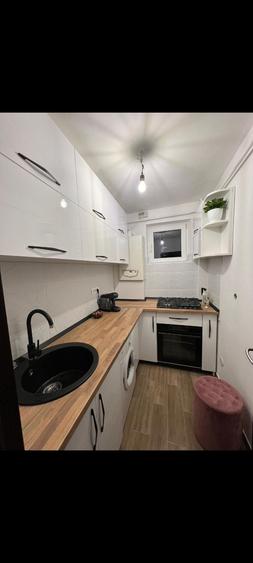 Apartament cu 2 camere semidecomandat în Tătărași