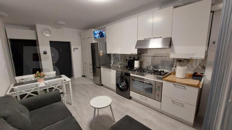 Apartament cu 2 camere decomandat, mobilat în Calea Moldovei