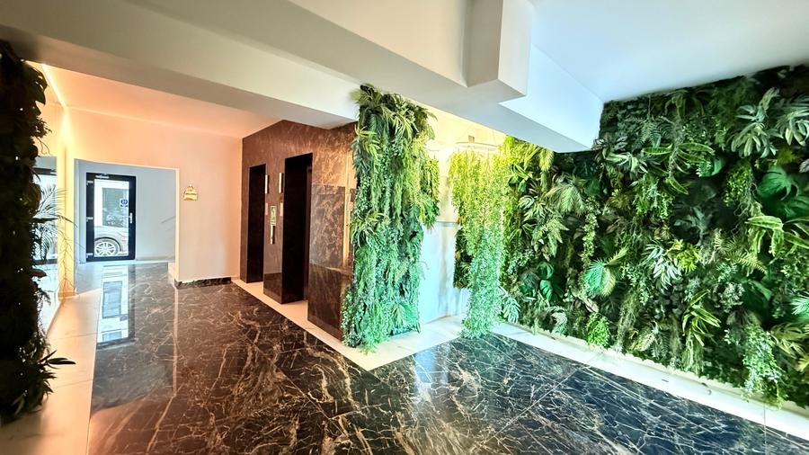 Penthouse cu 3 camere decomandat în Nord