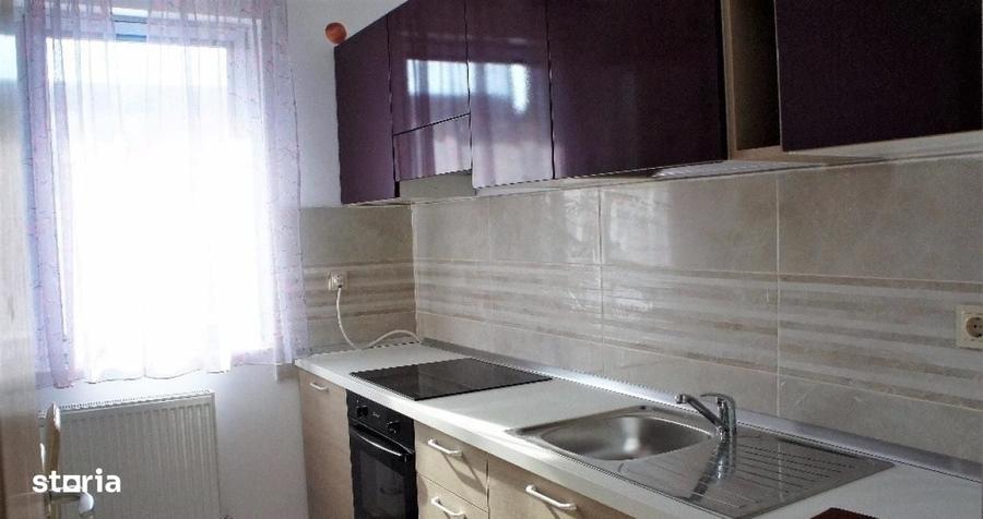 Apartament cu 2 camere decomandat în Cantemir
