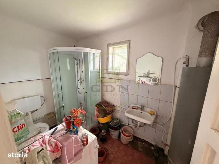 Casă cu 3 camere în Aghireșu