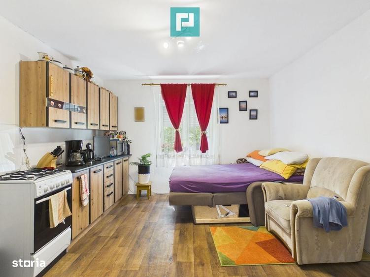 Casă cu 4 camere cu Teren 800 Mp în Mădăras