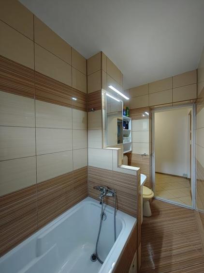 Apartament cu 2 camere nedecomandat, mobilat în Casa de Cultură