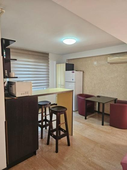 Apartament cu 2 camere decomandat, mobilat în Tomis Nord