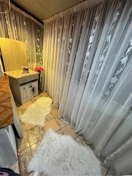 Apartament cu 2 camere decomandat în Rovine