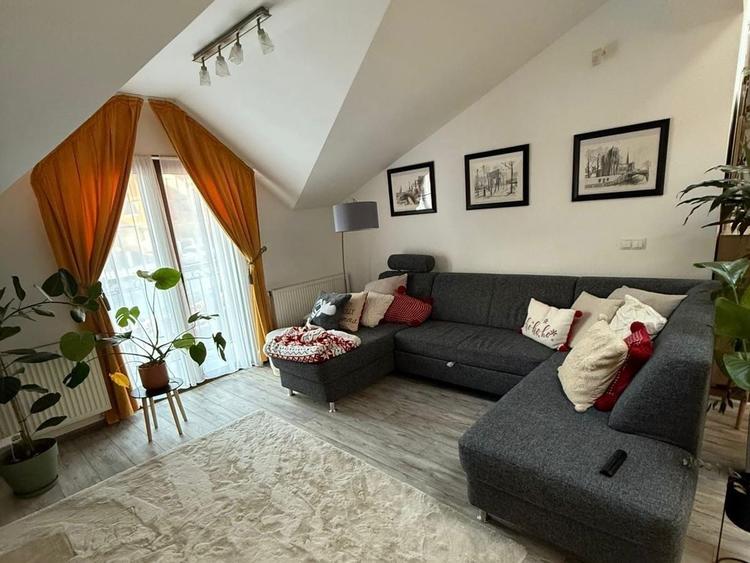 Apartament cu 3 camere decomandat în Dealuri Oradea