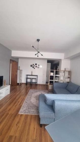 Apartament cu 2 camere decomandat, mobilat în Vitan