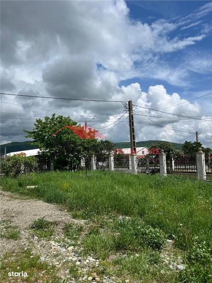 Casă cu 2 camere cu Teren 2000 Mp în Arcalia